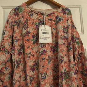 NWT - Magnolia Pearl Floral Blockprint Viggo T - LS